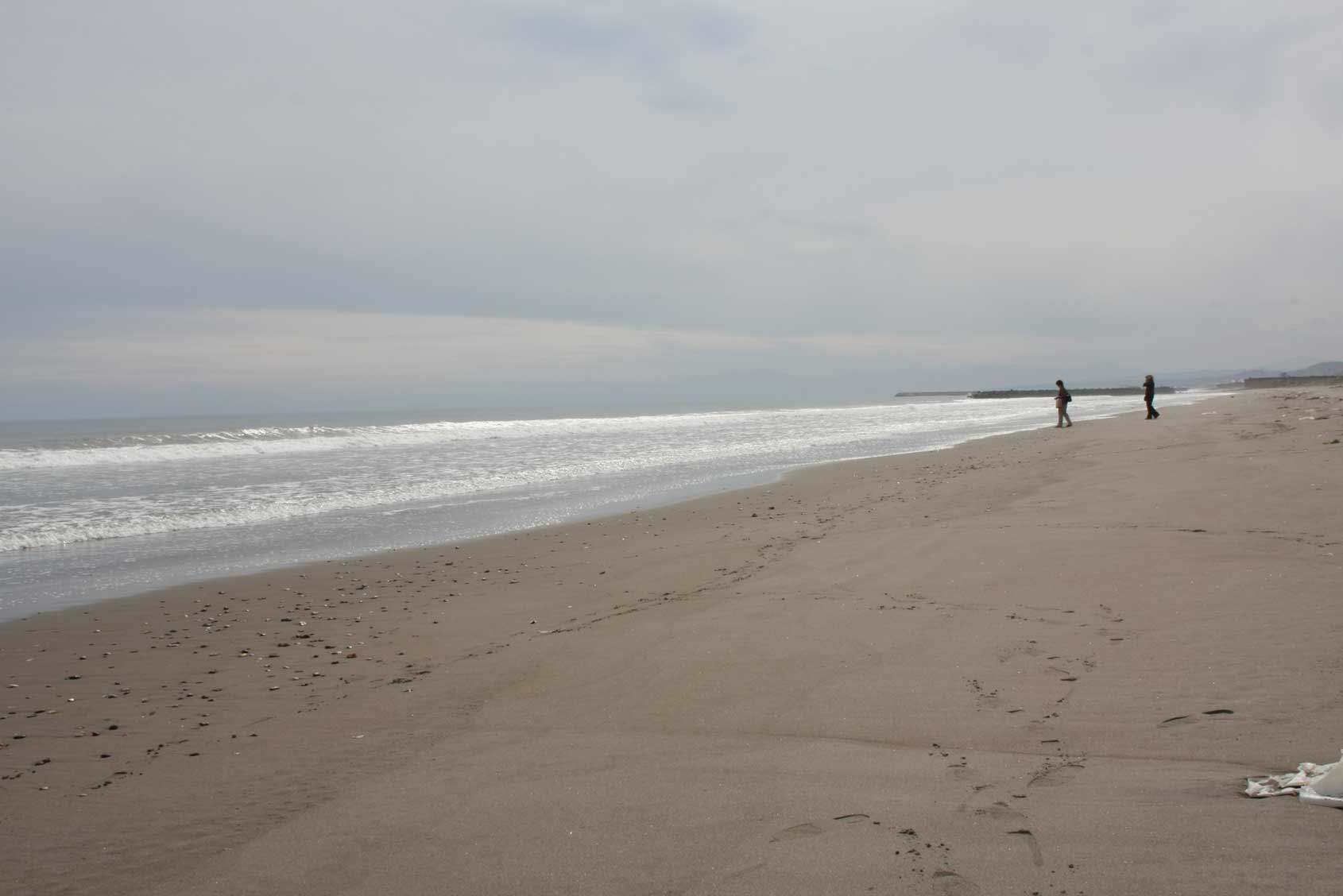 函館本線　長万部駅そばの海岸