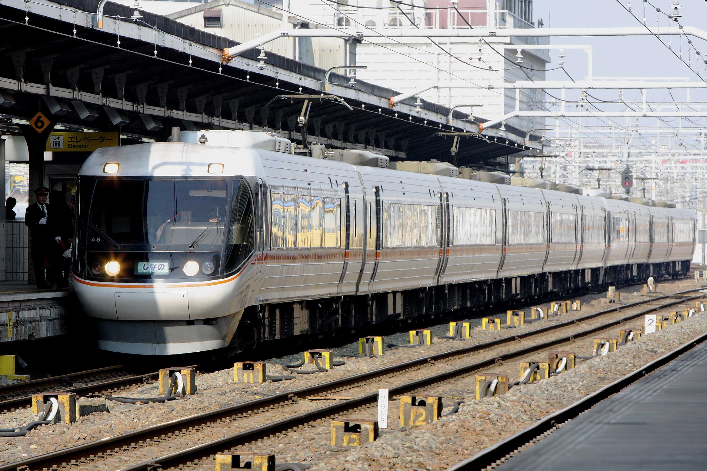 名古屋駅　383系特急「ワイドビューしなの」