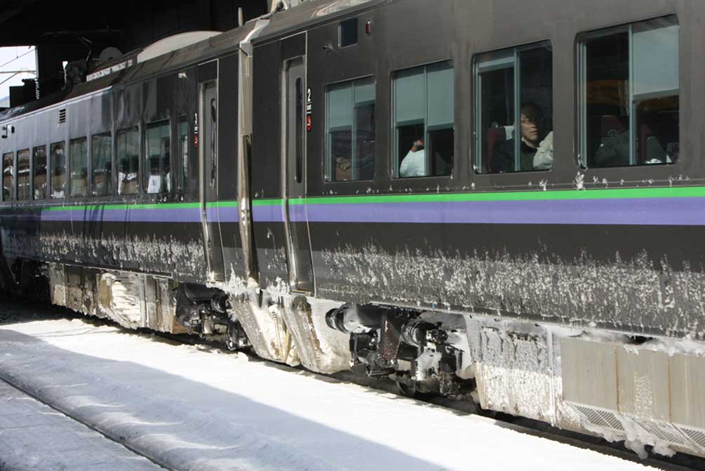 千歳線千歳駅　789系1000番台「快速エアポート」