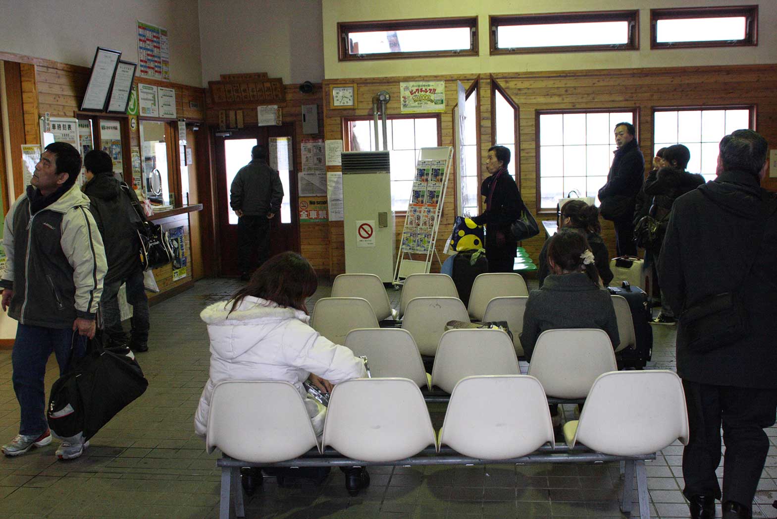 宗谷本線音威子府駅待合室