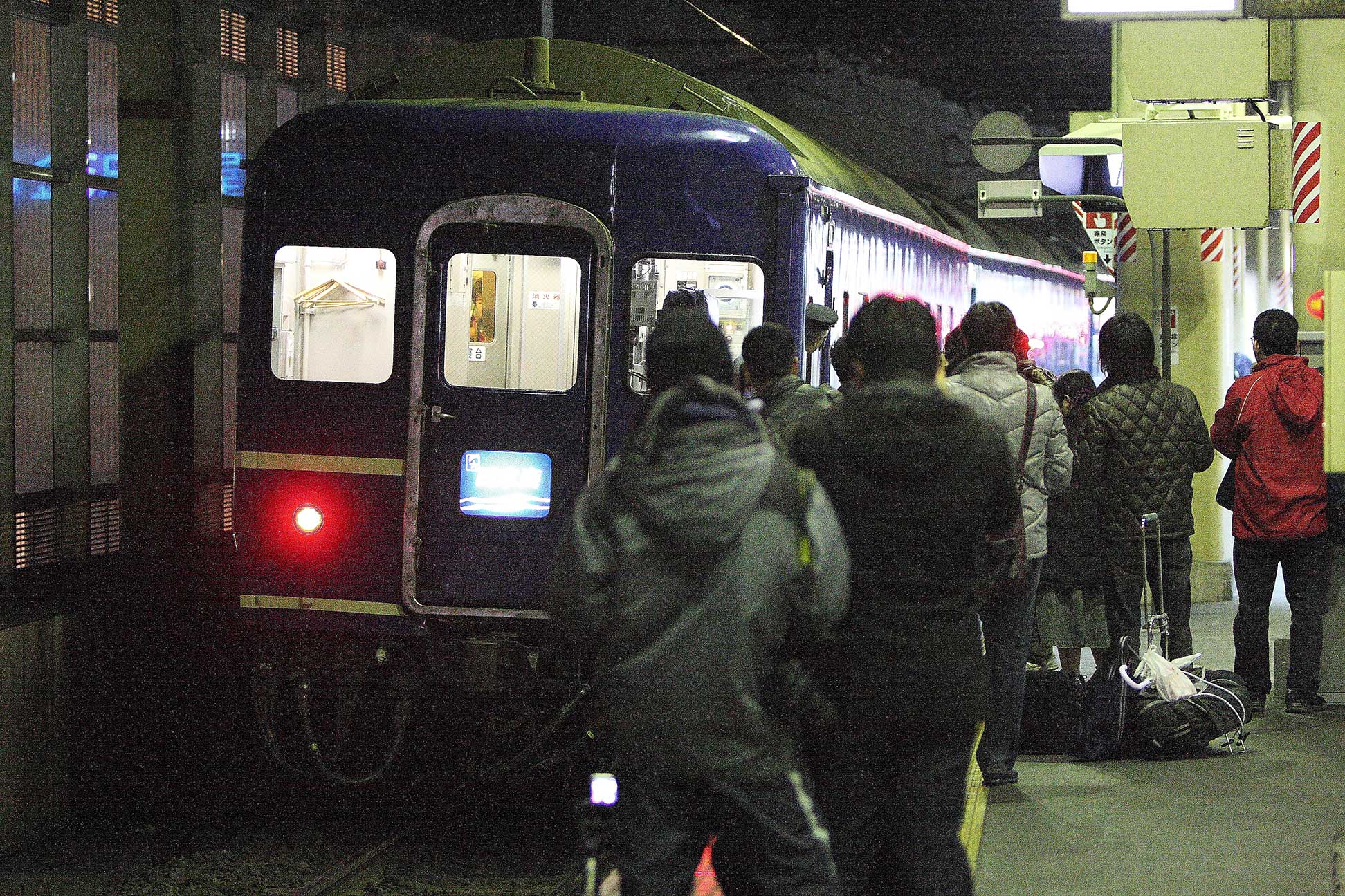 北陸本線金沢駅　24系寝台特急「日本海」