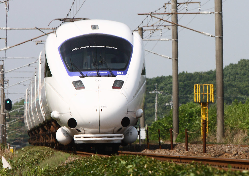 長崎本線肥前麓－中原　885系特急「かもめ」（青帯）