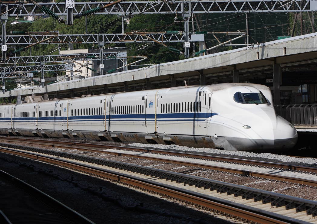 東海道新幹線小田原駅入線　N700系「ひかり」