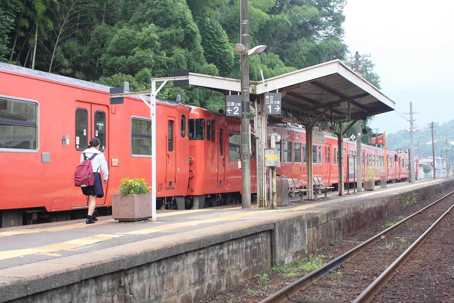 芸備線志和口駅　キハ40+キハ47普通列車